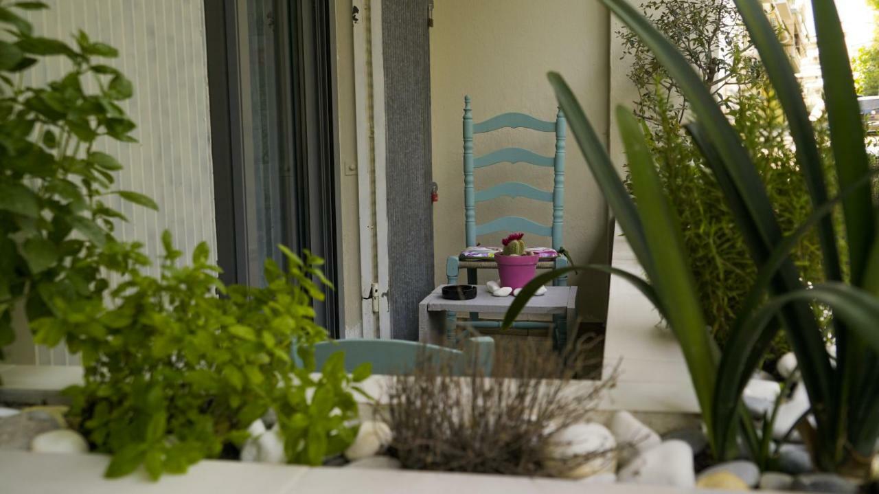 D16-Cosy Downtown Apartment Atina Dış mekan fotoğraf
